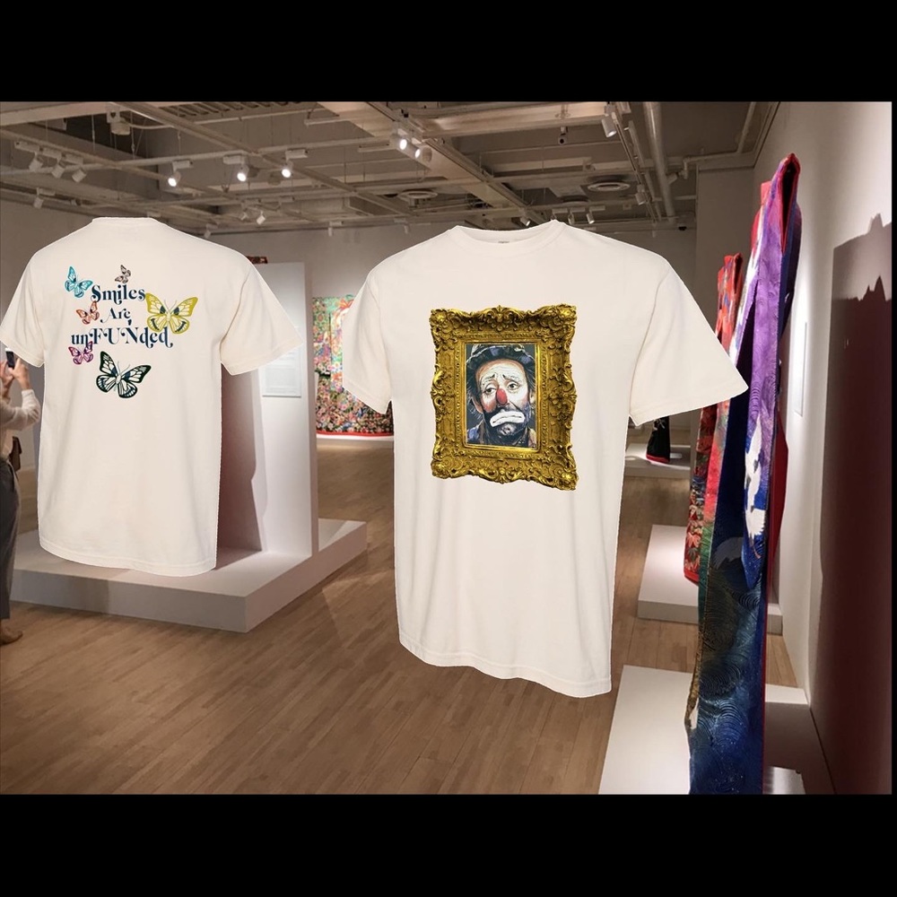 unFUNded Smiles T-SHIRT
